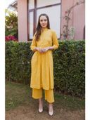 Yellow color option, Sold out, Currently selected