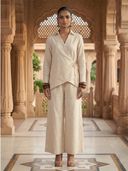 Ivory color option, Currently selected