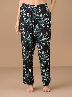 Buy Nykd By Nykaa Rayon Sleep Pajama - NYS130 -Green Print Online