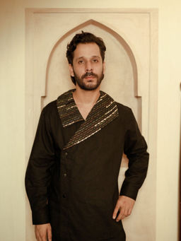 The Terra Tribe - Upcycled Handwoven Arrow Collar Black Shirt