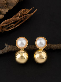 E2O - Gold- Plated White Pearls Hanging Drop Earrings