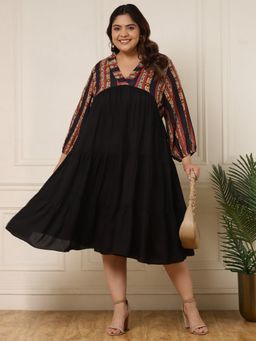 Deebaco - Women Plus Size Stripes Printed Black Tiered Midi Dress
