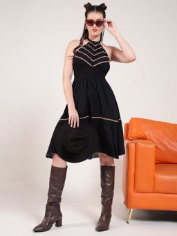 Deebaco - Black Halter Neck Tiered Women Knee Length Dress