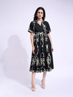 PURVAJA - Women Printed Black Midi Dress