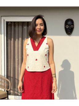 Label Tanvee - Women Beige Cotton Embroidered Crop Top