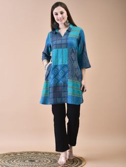 Shree - Women Liva Blue Bandhani Print Short Kurti