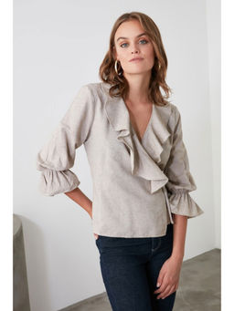 Trendyol - Beige Collar Led Blouse