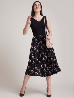 FABLE STREET - Pleated Flared Floral Midi Skirt - Black