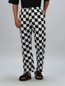 Bewakoof - Mens White & Black All Over Printed Pyjama