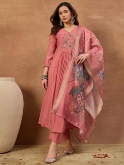 INDDUS - Women Floral Sequinned Embroidered Kurta With Pant & Dupatta