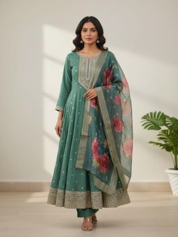 Autumnlane - Shanti Fern Full Work Kurta With Pant & Dupatta