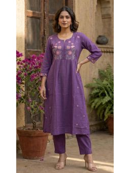 Autumnlane - Chandri Lavender Embroidered Kurta With Pant
