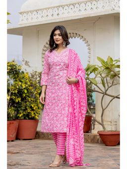 Varanga - Women Pink Kurta Paired with Printed Pant and Dupatta (Set of 3)