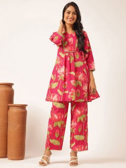 Vbuyz - Pink Floral Printed Cotton Co-Ord Set(Set Of 2)