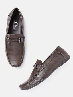 Carlton London - Men Brown Textured Loafers