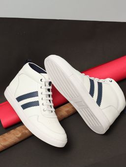 Carlton London - Men White & Navy Textured Sneakers