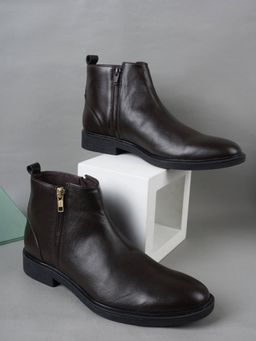 Carlton London - Men Brown Solid/Plain Boots