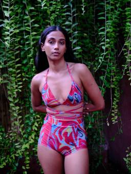 IZSI - Shaping Lined High Waist Bikini Bottom Full Coverage Red - Cayenne Wave Print
