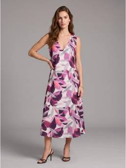 Twenty Dresses by Nykaa Fashion - Pink Floral Print V-Neck A-Line Dress with Side Pockets