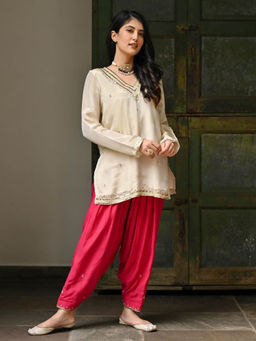 Urbanstree - Siddhi Kurta with Dhoti (Set of 2)