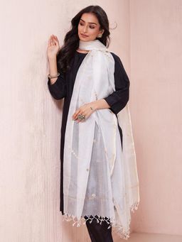 Fabindia - Natural Silk Blend Embroidered Dupatta