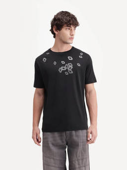 Rare Rabbit - Seol Men Black Graphic Print Crew Neck T-Shirt