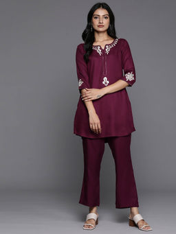 Libas - Womens Purple Embroidered Thread Work Kurti with Pant (Set of 2)