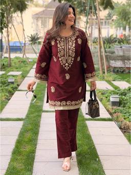 Kedar Fab - Women'S Silk Blend Embroidered Maroon Kurti with Pant