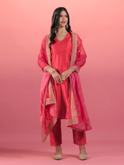 Gajra Gang - Pink Embellished Kurta Pant and Embroidered Dupatta Trousseau Tijori