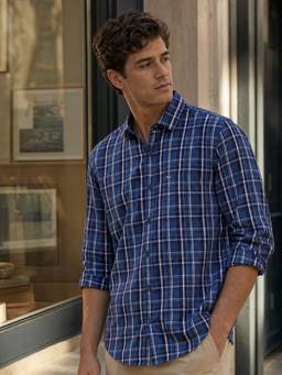 Nobero - Men Navy Blue Checks Regular Fit Shirt