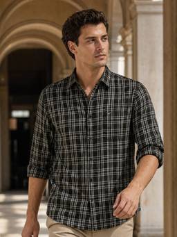 Nobero - Men Black Checks Regular Fit Shirt