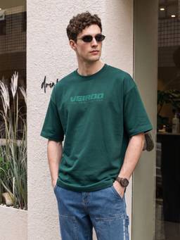 VEIRDO - Men Green Typography Cotton Oversized T-shirt