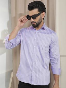 CRIMSOUNE CLUB - Men Lavender Vertical Stripes Shirt
