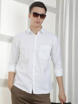 CRIMSOUNE CLUB - Men White Solid Shirt