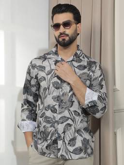 CRIMSOUNE CLUB - Men Grey Floral Printed Shirt