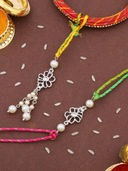 White color option, Sold out, Currently selected