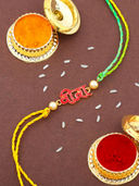 Red color option, Sold out, Currently selected