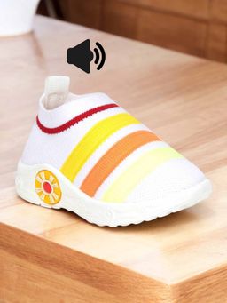 Lil Lollipop - Unisex Slip On Musical Chu Chu Shoes - White