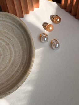 Niska - Drop Pearl Earrings (Pack of 2)