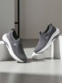 Grey color option, Currently selected