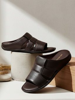 LIBERTY - Healers VAL-31E Casual Flat Sandal - Brown