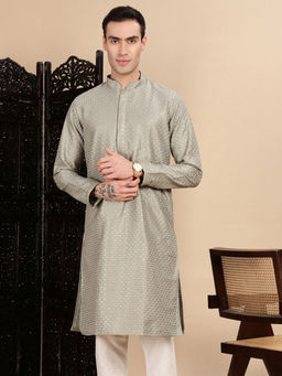 Sanwara - Green Embroidered Regular Fit Kurta