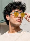 Yellow color option, Currently selected
