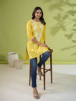 Janasya - Womens Yellow Cotton Chikankari Regular Tunic