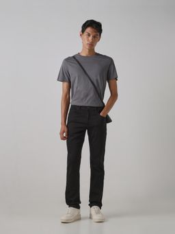Mufti - Men Black Cotton Blend Solid Jeans