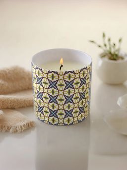 The Better Home - White Peach Oolong Candle