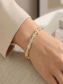 Kraft Smiths - Square Shaped Bracelet