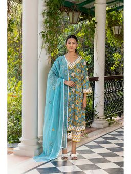 Naseebo - Amber Grace Kurta With Pant And Dupatta