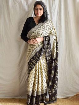 Sundarii - Dark Tales - Dabu Cotton Saree Without Blouse
