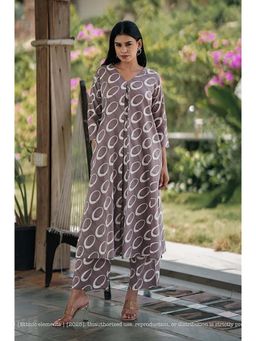 Ethnic Elements - Stitched Mocha Ring Kurta With Pant